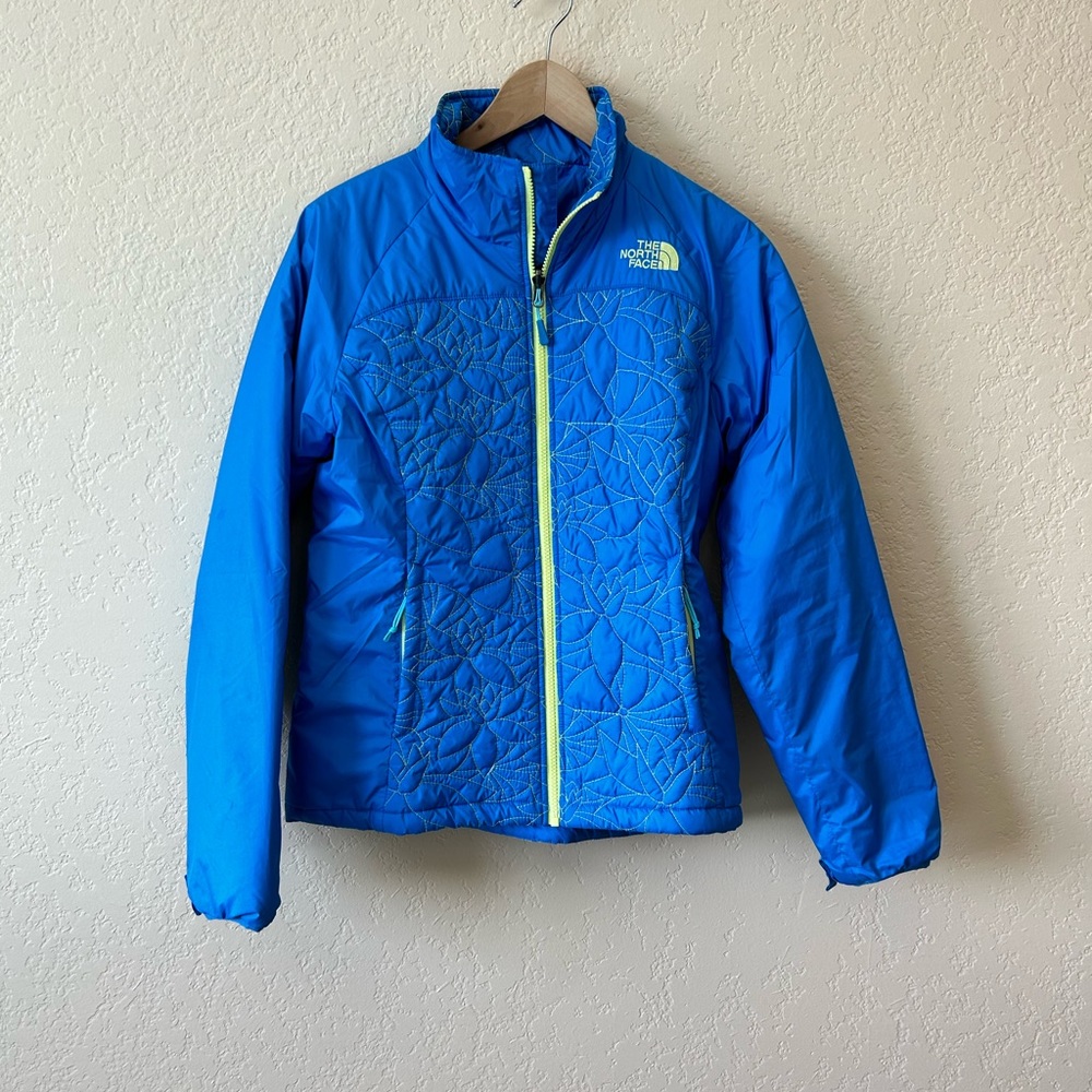 North Face Y2K Blue Quilted Jacket with Flower in the back and front size S - Picture 1 of 6